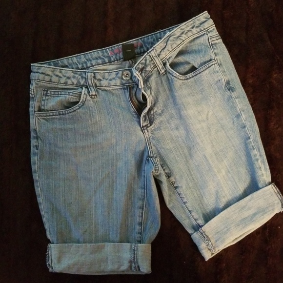 📌Bermuda Shorts Denim Bundle/Free - Picture 2 of 8